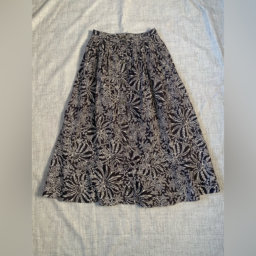 Size 14 Cachareal French Midi Black & White Floral Print - Picture 3 of 9
